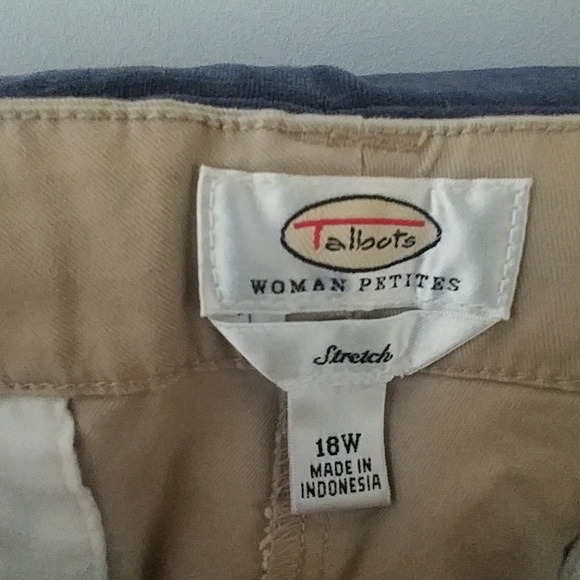 Shorts - Picture 2 of 2